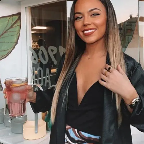 tiefausschnitte image 0